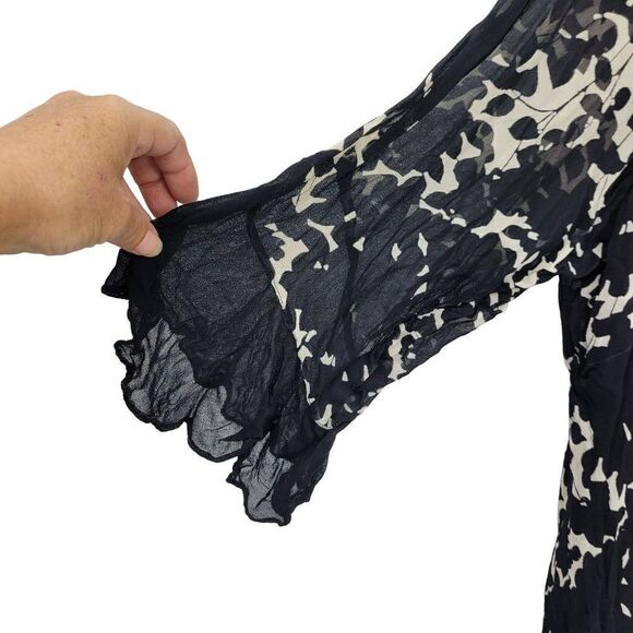 Temptations II Dress 3X Black Crinkle Swing Sheer Bell Sleeve Handkerchief Hem - Picture 4 of 17